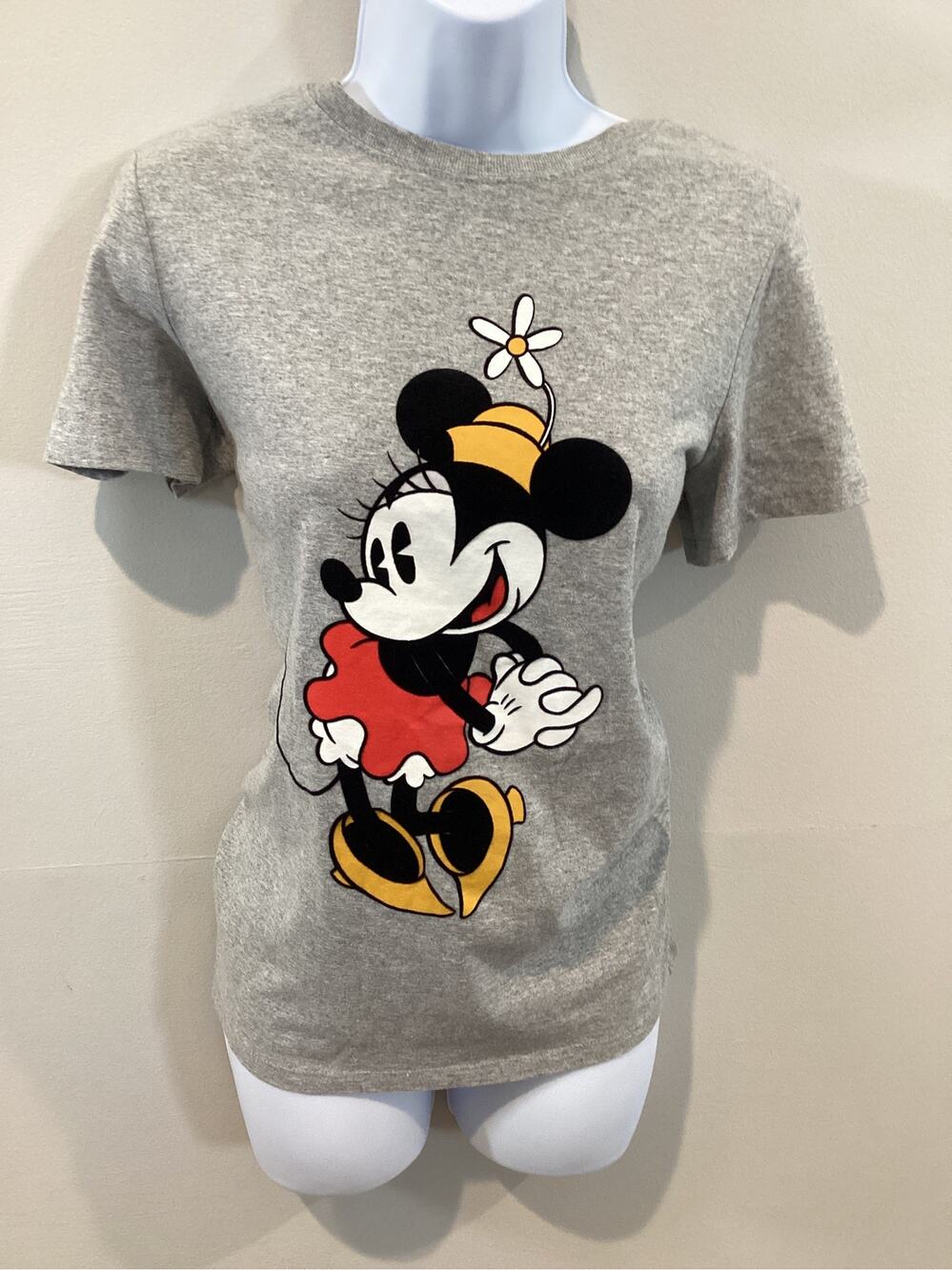 Disney Minnie Mouse Graphic Tee Size L Gray Cotton